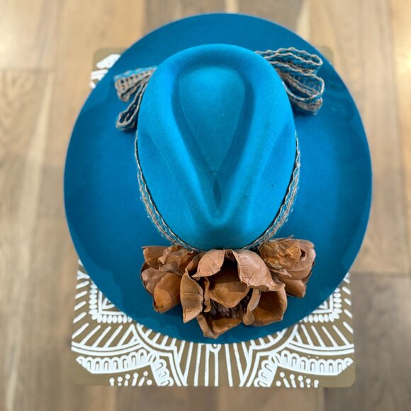 Custom Resistol Western Hat in Bold Turquoise Felt with Oversized Flower Band main image 4